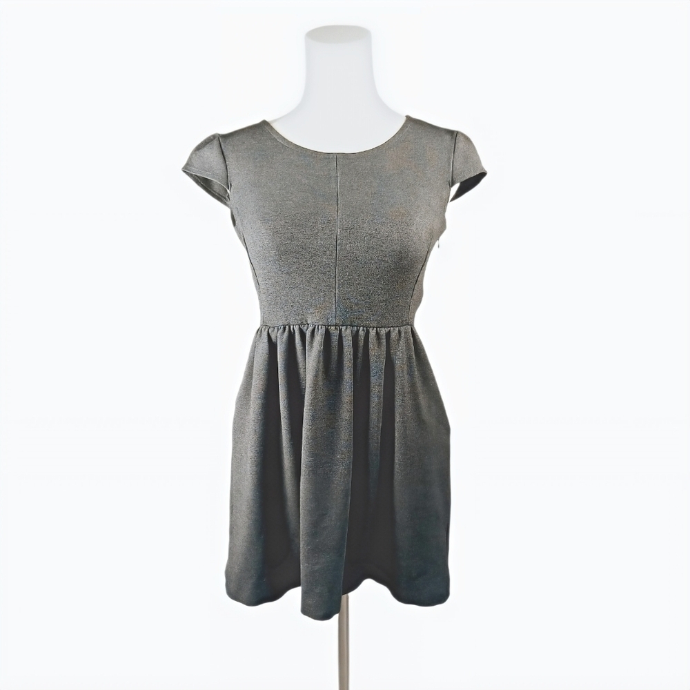 Madewell Gray Ponte Skater Dress Size XS Cap Sleeve Fit & Flare Pockets